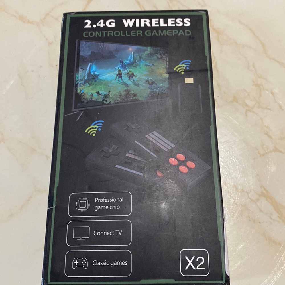 2.4g wireless controllers  300 games preloaded